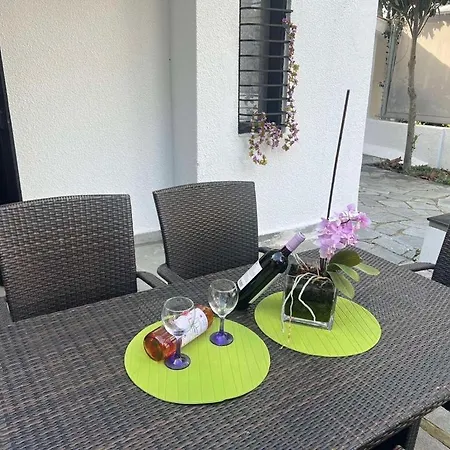 Sani Shore Holiday home